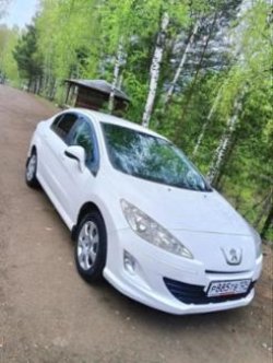 Легковой автомобиль PEUGEOT 408, 2014 г.в, белый VIN Z8T4D5FS9EM009703. Царапина на водительской…