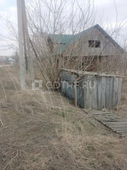 Жилое здание, площадь 21,4 кв.м.; Земельный участок, площадь 1376+/-130 кв.м.,