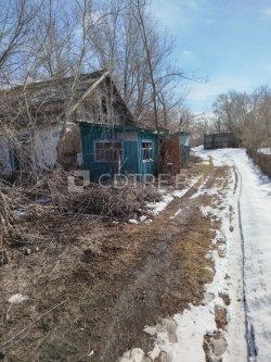 Жилое помещение,  34,2 кв.м., Земельный участок, 863+/-21 кв.м.